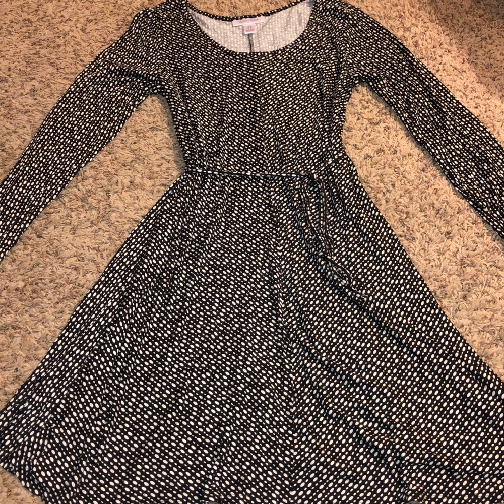 Motherhood Maternity Black & White Dress - L